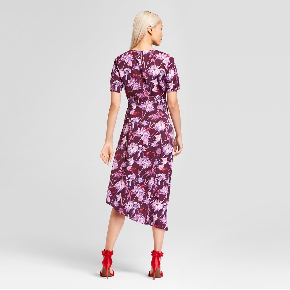 ‼️LAST ONE‼️ - Gorgeous floral dress - Picture 2 of 8